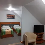 Arkadia 3*